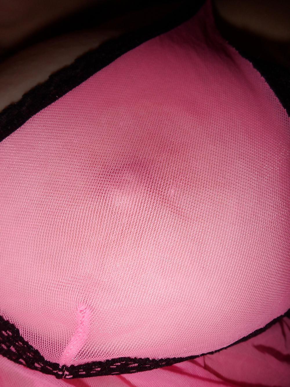 11P BIG TITS AND ROUND ASS WITH WET PUSSIE THROWN IN (16)