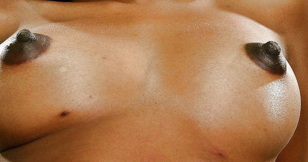 25P Erotic Nipples - Session 1