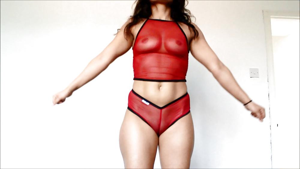 17P Big ass girl red bikini lingerie sexy brunette amateur babe