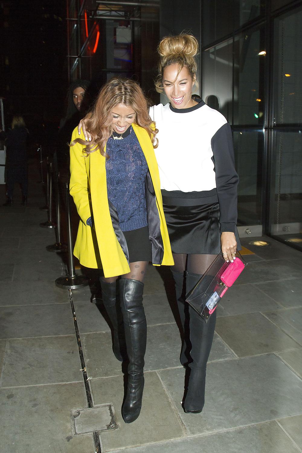 25P Celebrities In Pantyhose 17