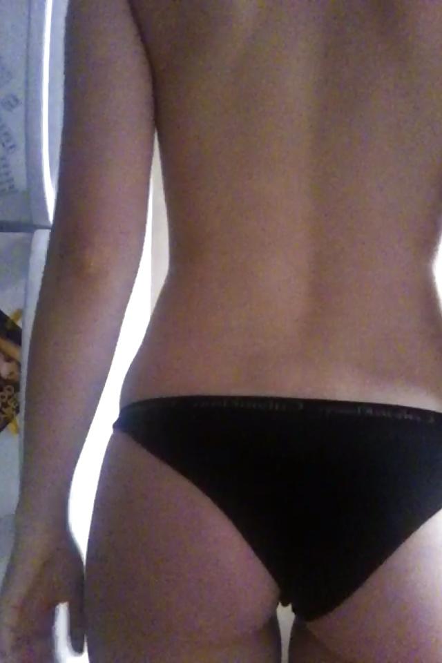 25P Ali Michael nude photos leaked (iCloud hack)