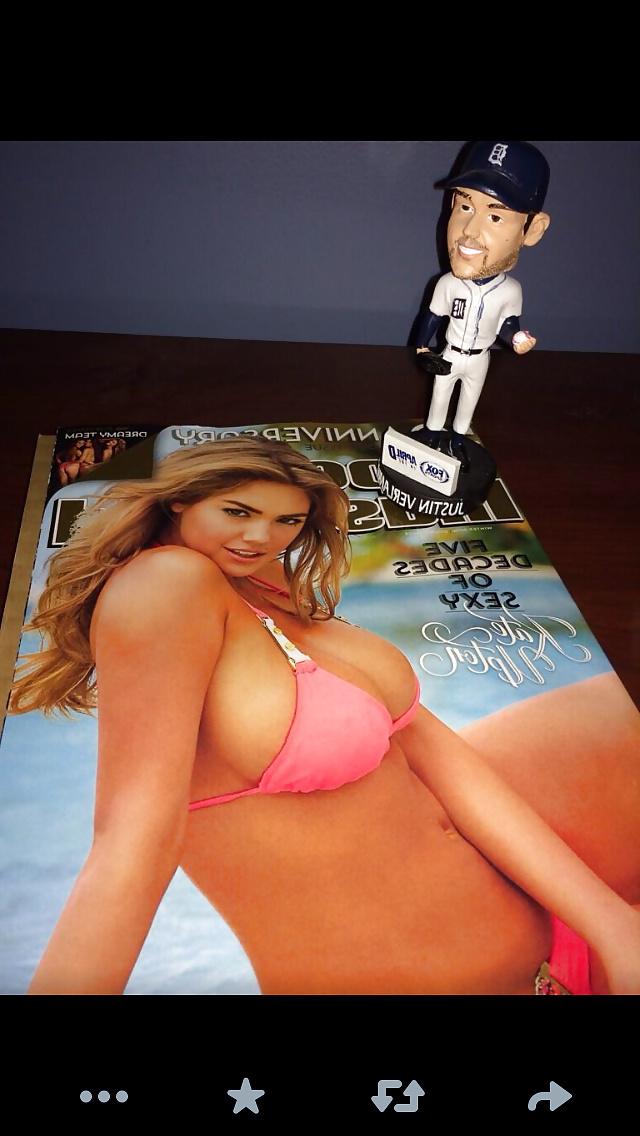 25P Celebrities 04