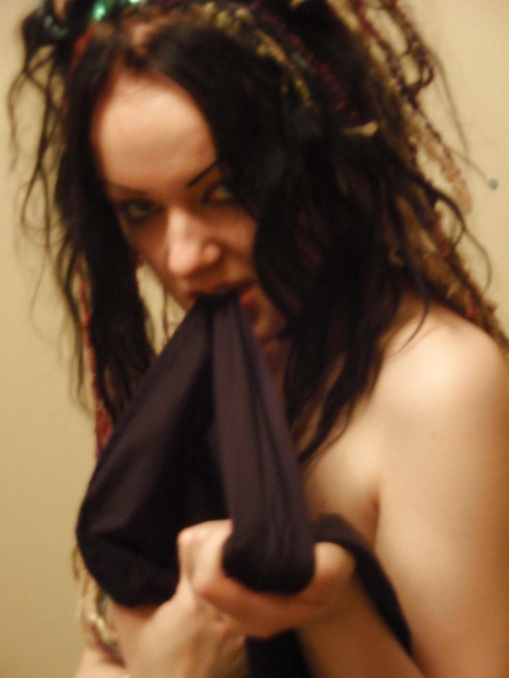 25P Amazing Emo Punk girl