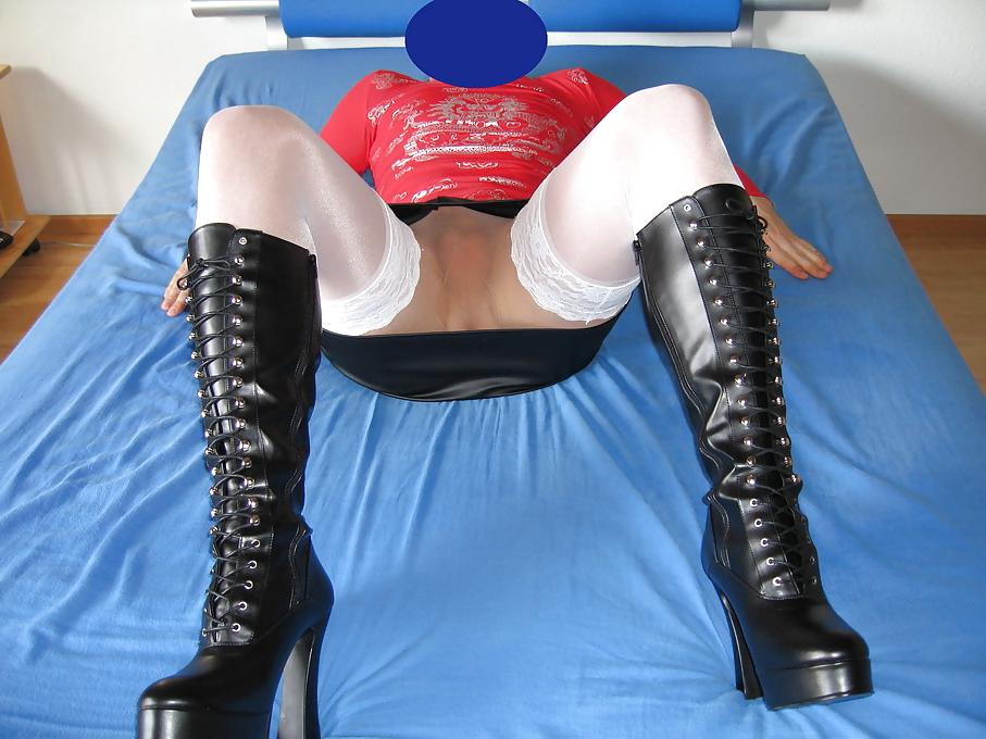 14P Crossdresser - Stiefel- Nylon - Fetish - Strapse