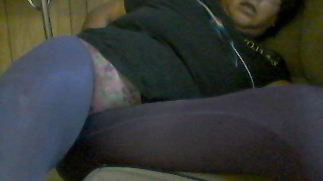 25P More crossdressing pics