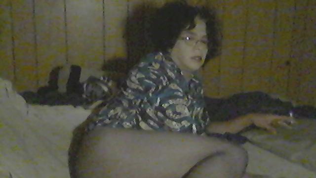 25P More crossdressing pics