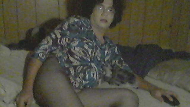 25P More crossdressing pics