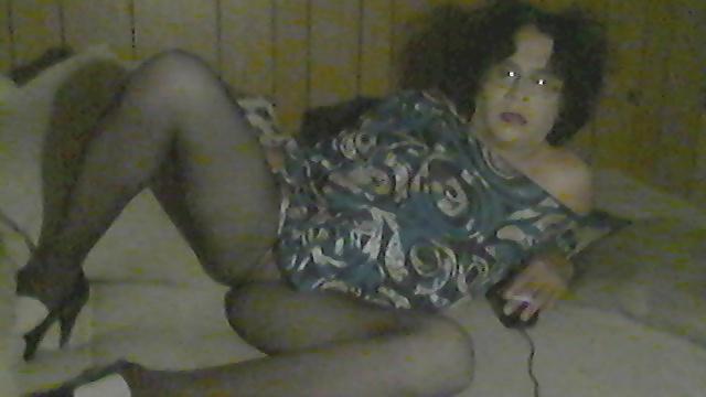 25P More crossdressing pics