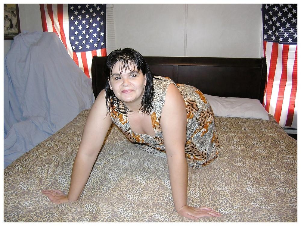 25P Aalina, une booty mature