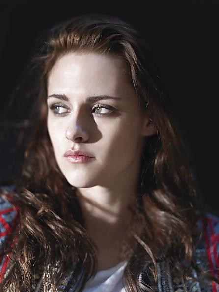 25P Kristen Stewart