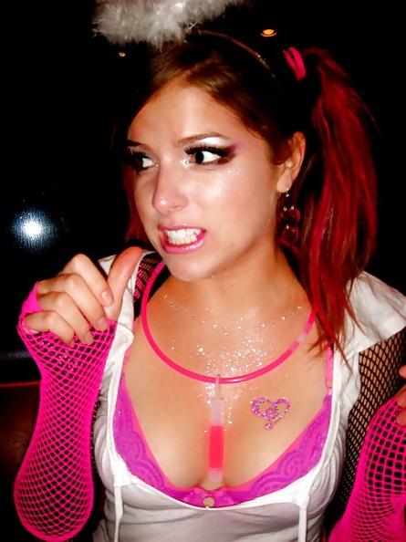 25P Anna Kendrick Leaked pics
