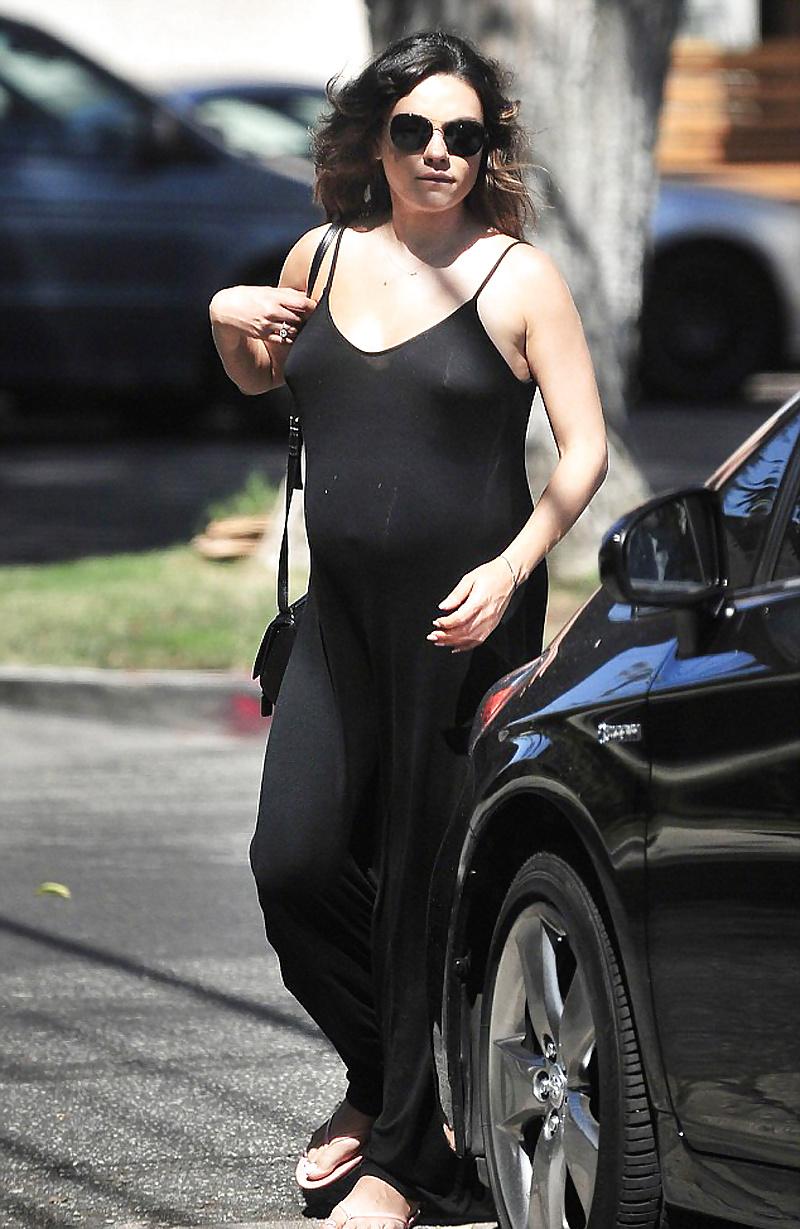25P Celebs oops 53