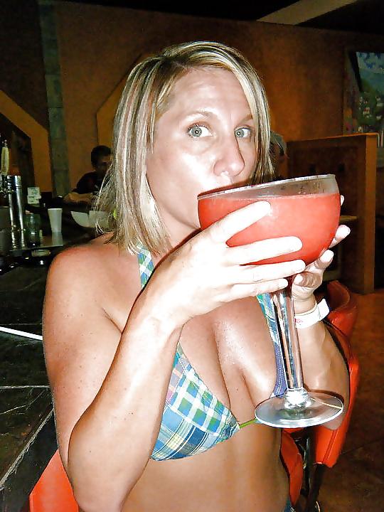 25P Sexy slut swinger wife