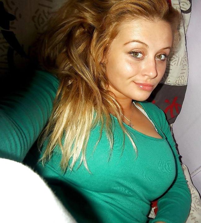 18P Servane big boobs