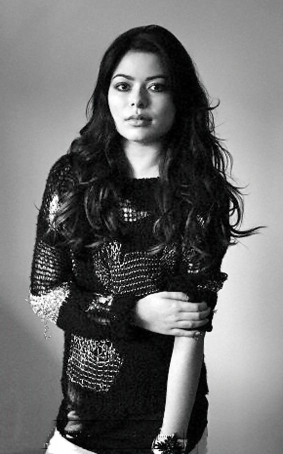 25P Miranda Cosgrove Street Legal