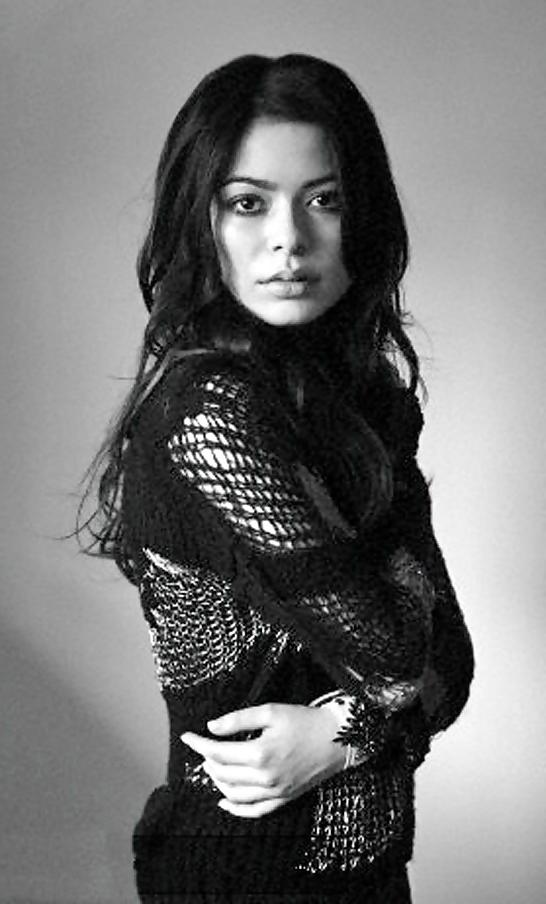 25P Miranda Cosgrove Street Legal