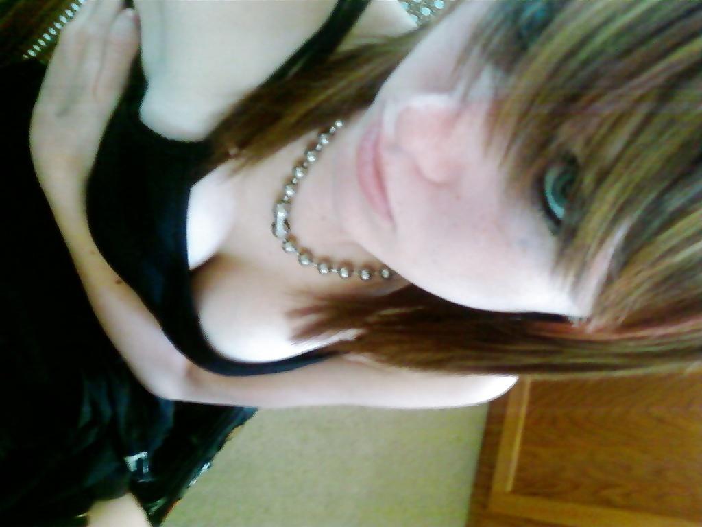 16P Emo girl 2