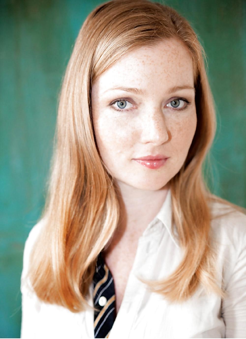 10P German actress Katja Studt