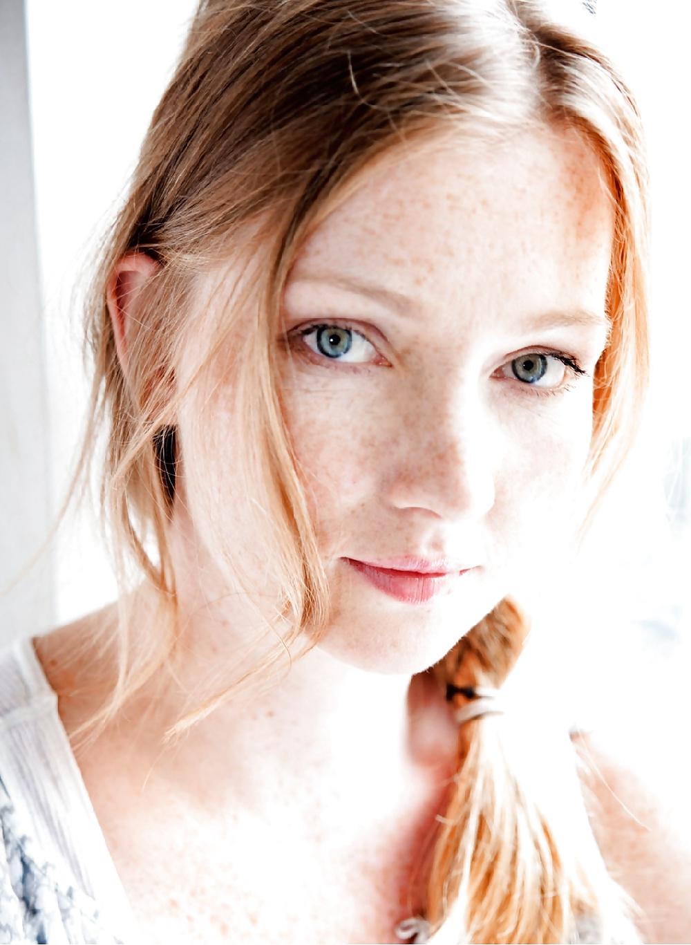 10P German actress Katja Studt