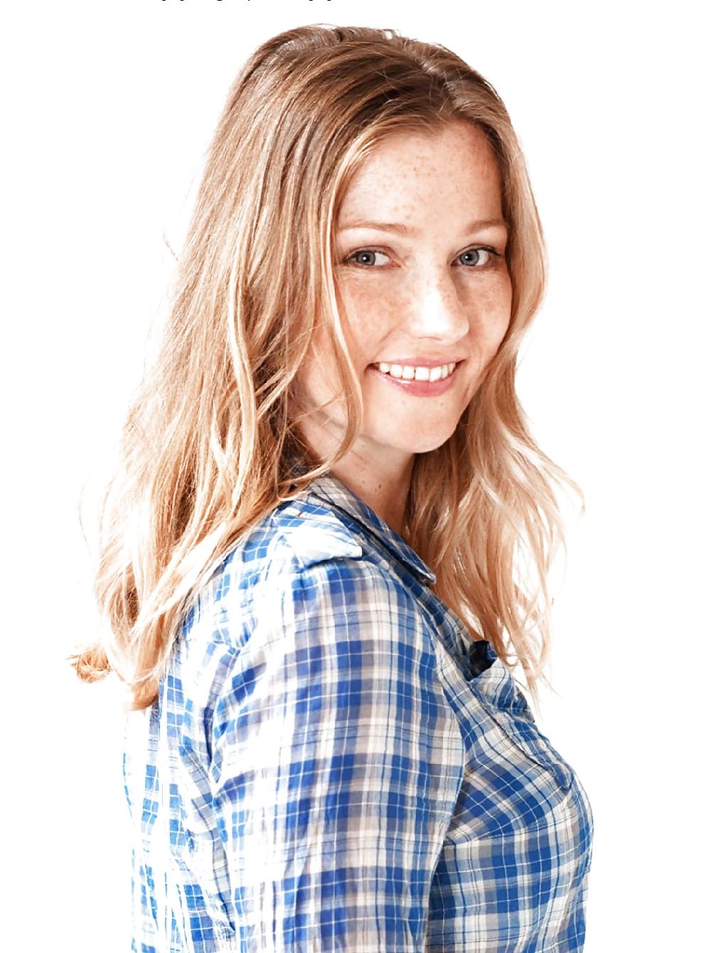 10P German actress Katja Studt