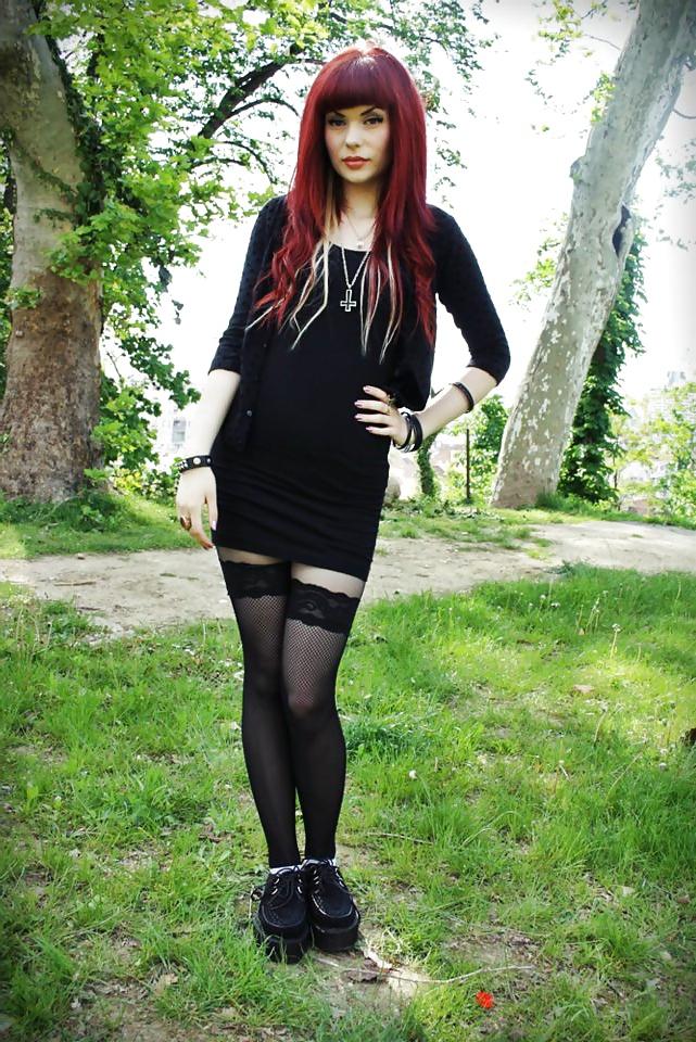 25P Hot nylon story EMO
