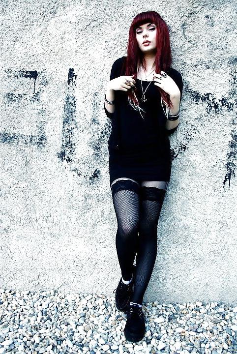 25P Hot nylon story EMO