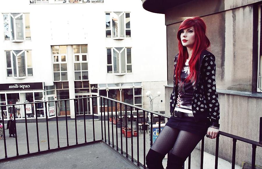 25P Hot nylon story EMO