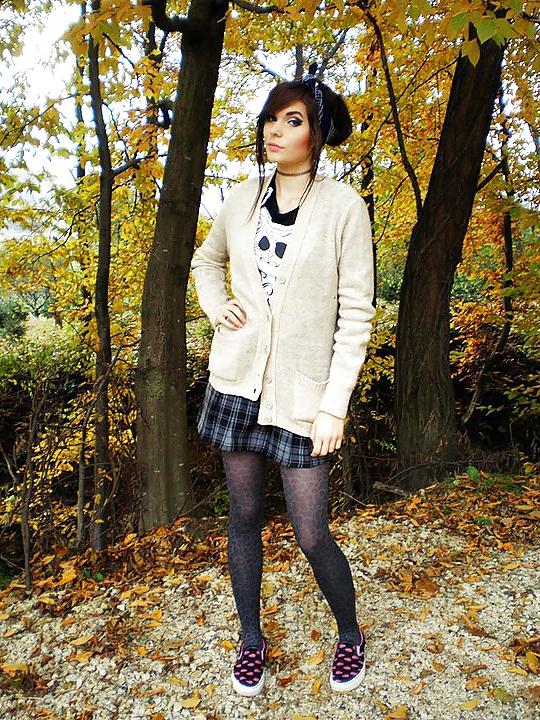 25P Hot nylon story EMO