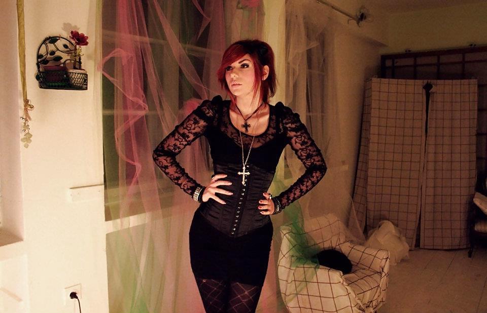 25P Hot nylon story EMO