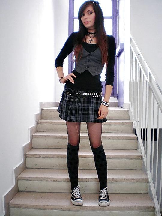 25P Hot nylon story EMO