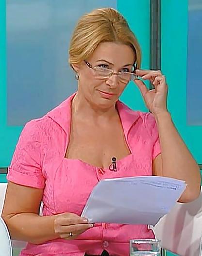 25P Croatian TV milf