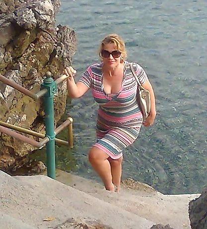 25P Croatian TV milf