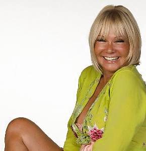 25P Celeb Mature