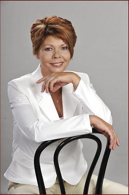 25P Celeb Mature