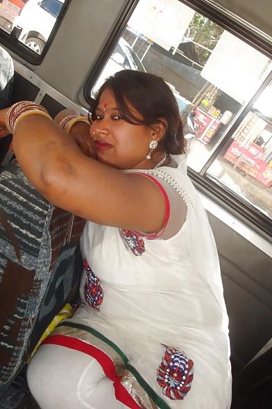 25P Desi fucking with white