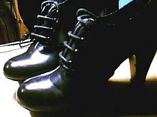 25P I sometimes am a sissy crossdresser in chastity