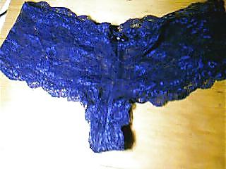 25P I sometimes am a sissy crossdresser in chastity