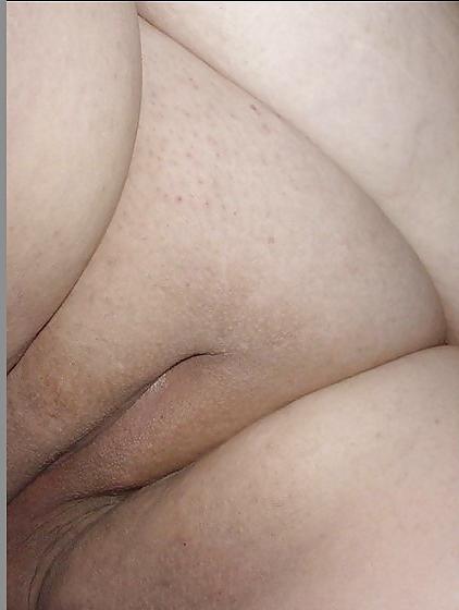 10P My Girls Plump Pussy