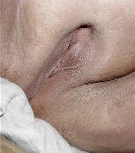 10P My Girls Plump Pussy
