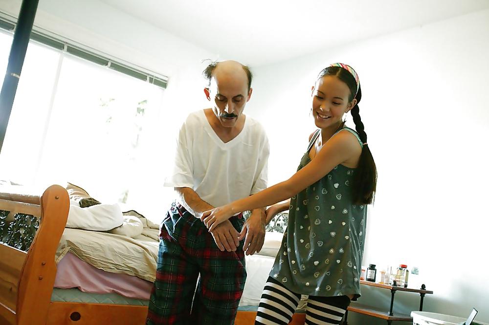 25P Beautiful Young Girls with Ugly Old Men 4