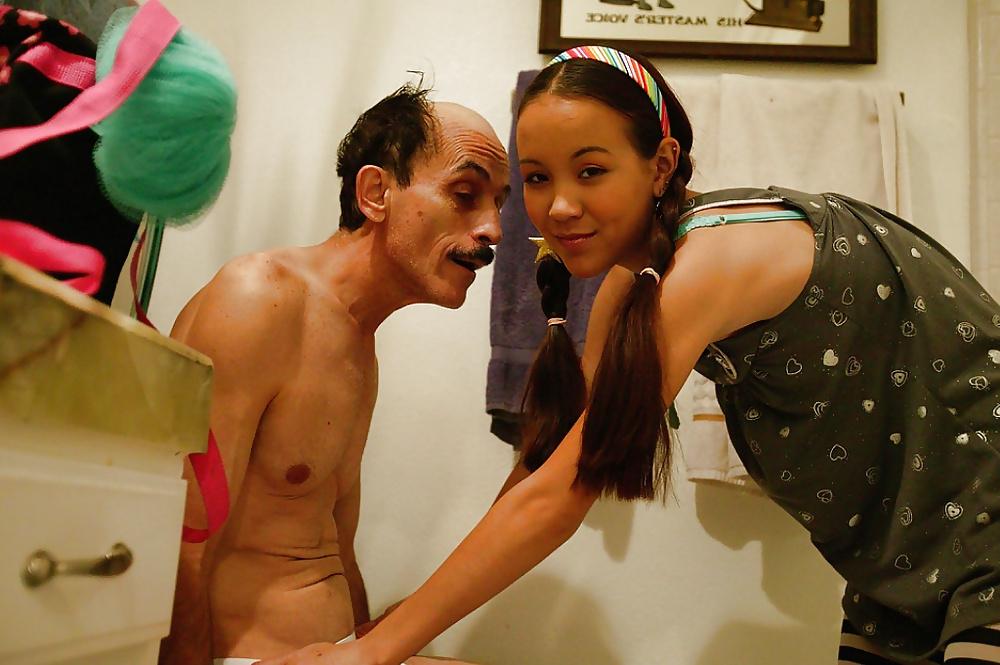 25P Beautiful Young Girls with Ugly Old Men 4