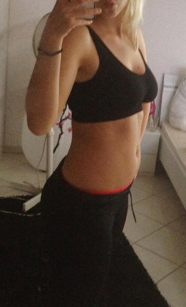 25P Random german Escort Girls
