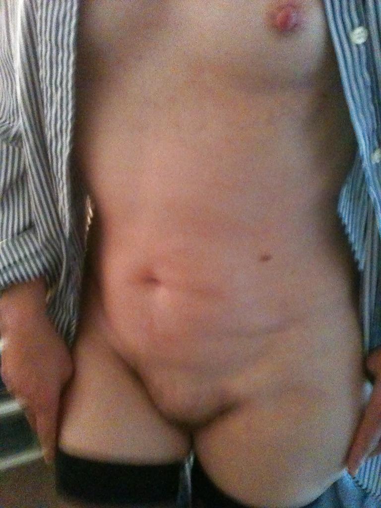 25P Lover Showing Off for her Master!