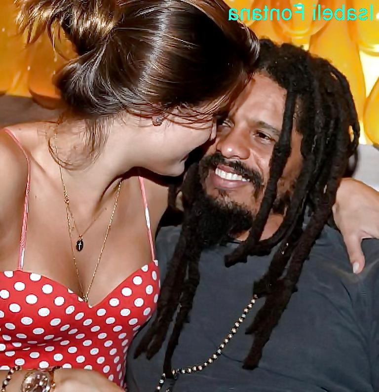 25P Black and White Sex celebrity!