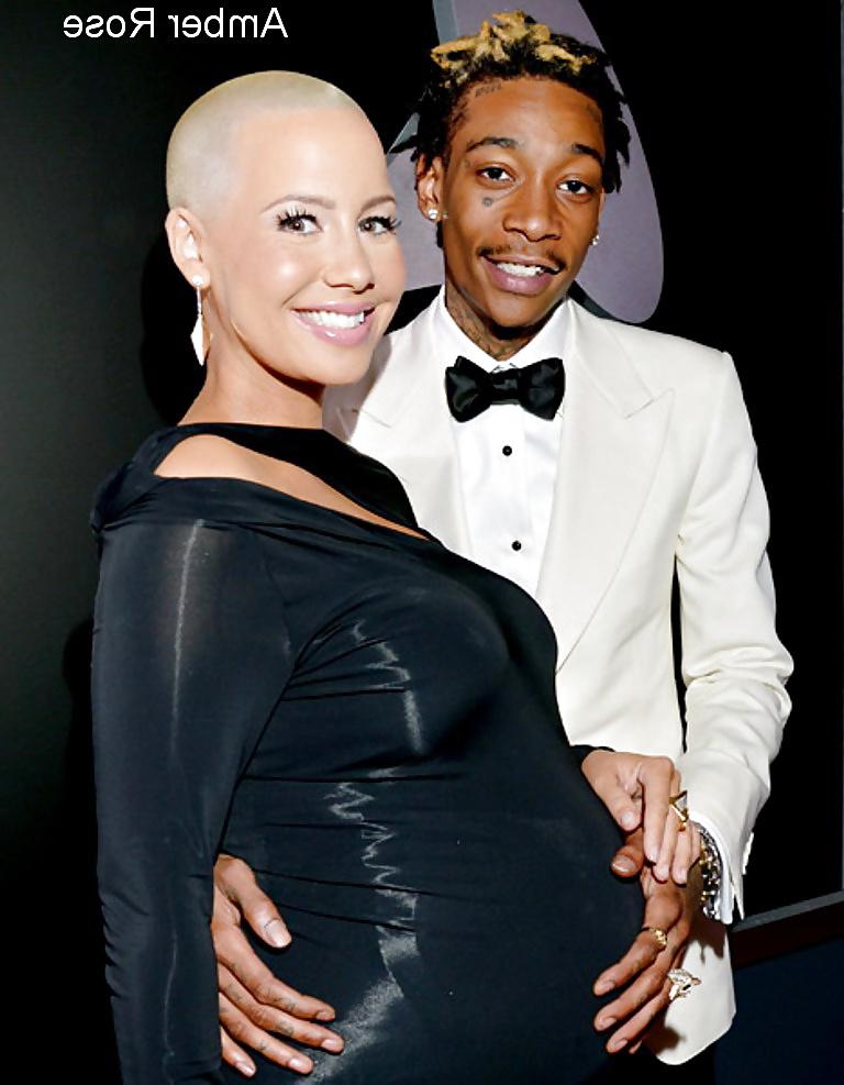 25P Black and White Sex celebrity!