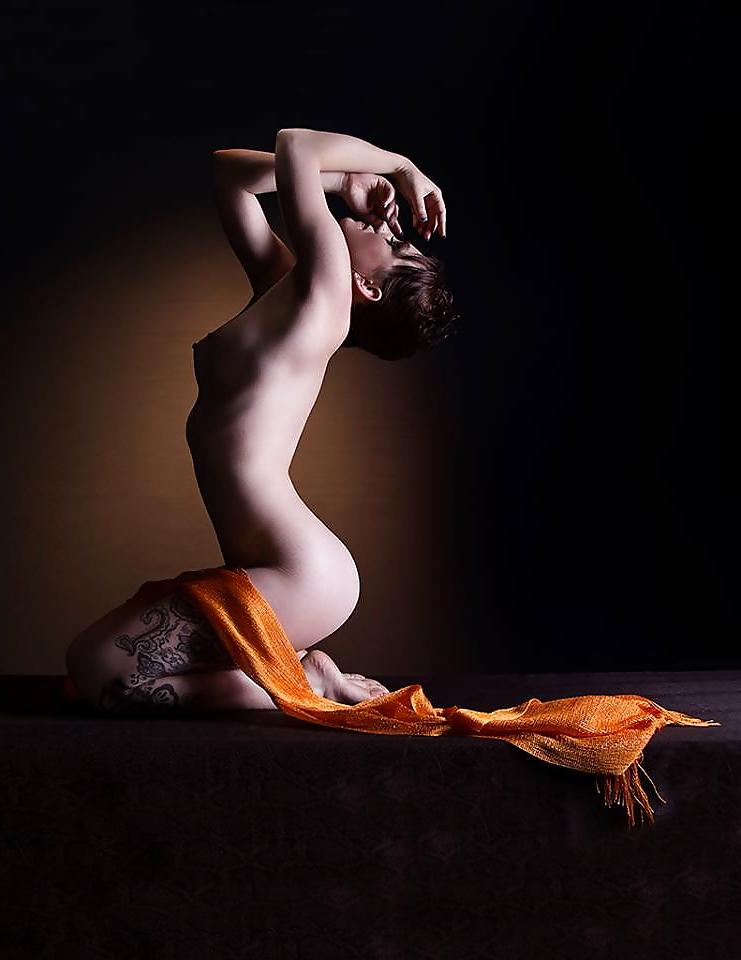 25P Erotic art 