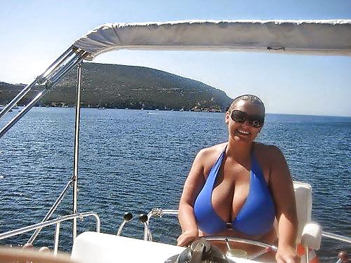 15P Big boobs