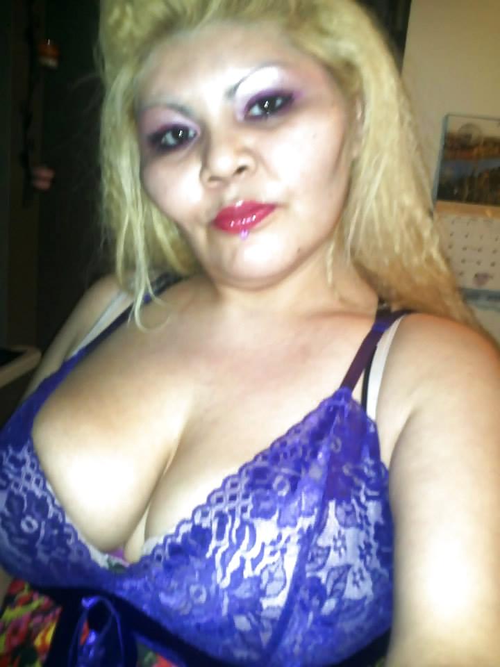 16P Cant stop watching her big boobs