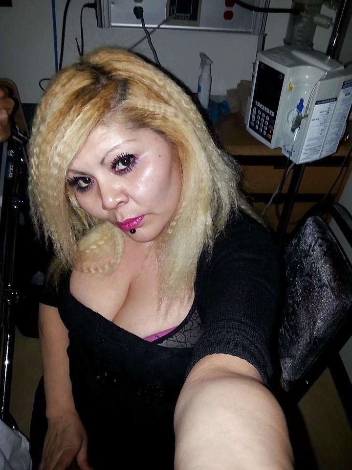 16P Cant stop watching her big boobs
