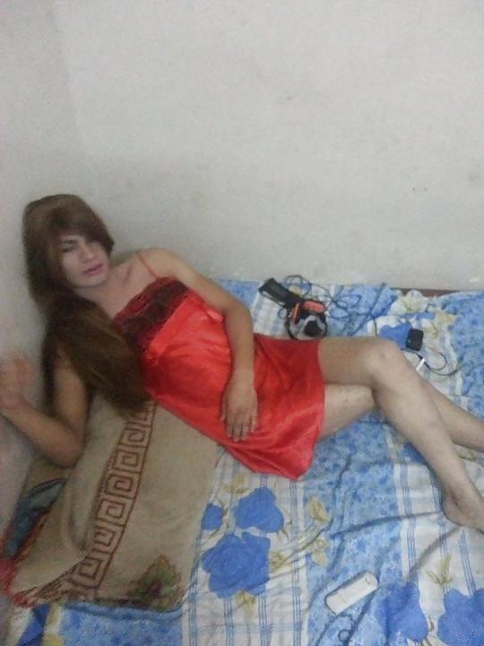 14P Egyptian Crossdresser Micky